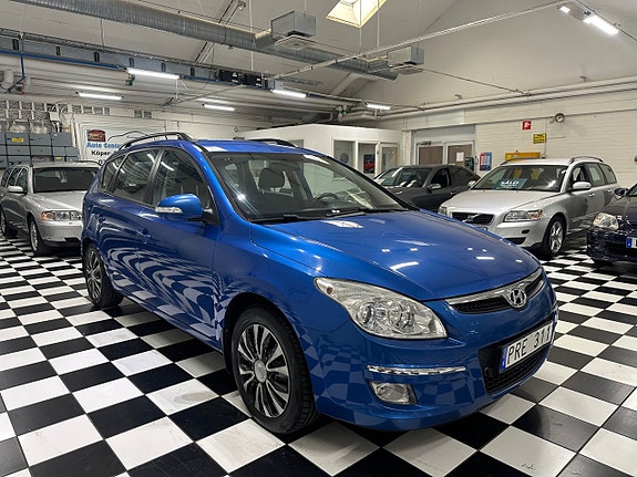 Hyundai i30 2 of 5
