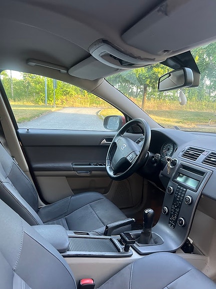Volvo V50 7 of 14