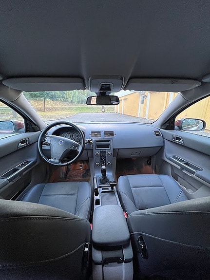 Volvo V50 9 of 14