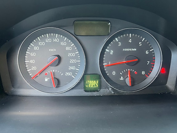 Volvo V50 4 of 14