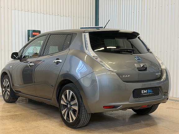 Nissan Leaf 5 of 5