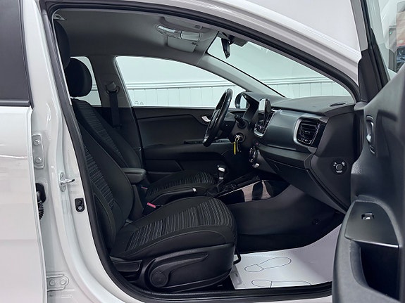 Kia Stonic 15 of 26