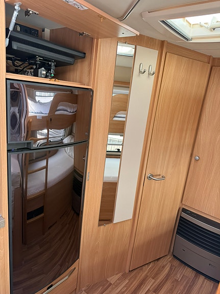 Knaus 580 QS Südwind 8 of 22