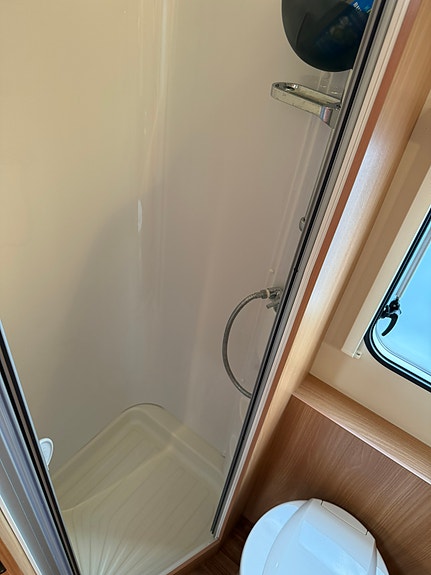 Knaus 580 QS Südwind 11 of 22