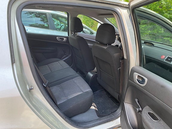 Peugeot 307 5 of 5