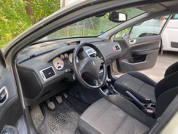 Peugeot 307 4 of 5