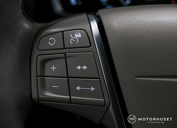 Volvo XC60 18 of 21