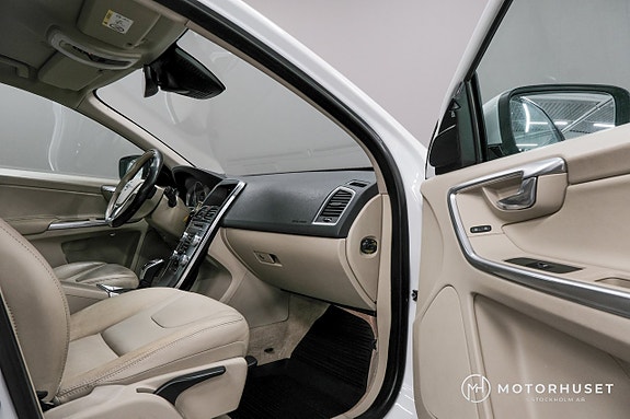 Volvo XC60 9 of 21