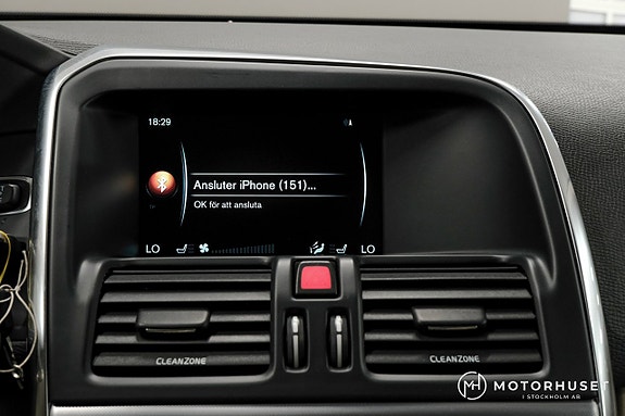 Volvo XC60 13 of 21