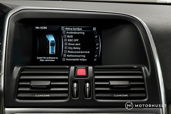 Volvo XC60 12 of 21