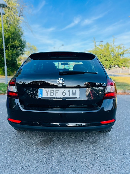 Skoda Rapid Spaceback 3 of 5