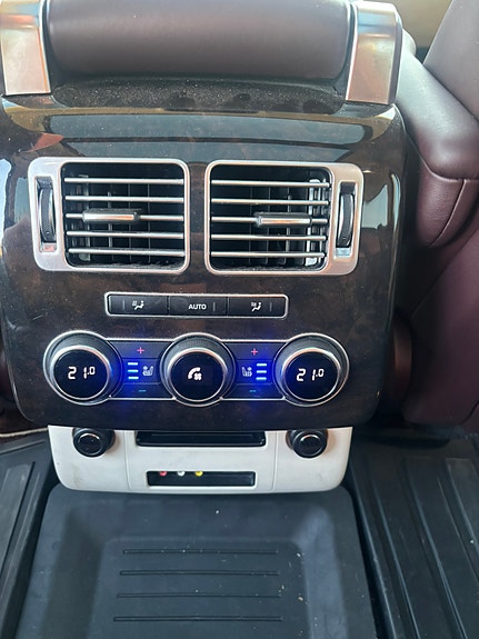 Land Rover Range Rover 17 of 21