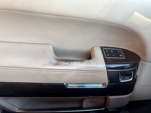 Land Rover Range Rover 15 of 21