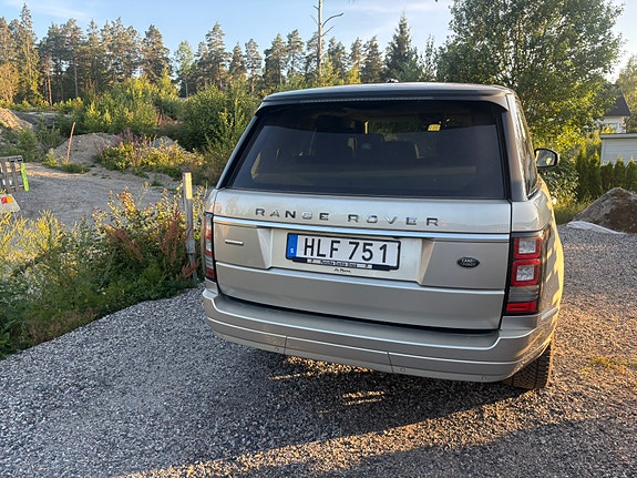 Land Rover Range Rover 4 of 5