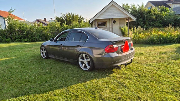 BMW 325i 8 of 10