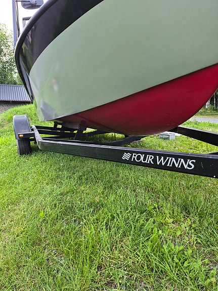 Nautique v8 7 of 7