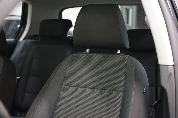 Volkswagen Golf VI 10 of 16