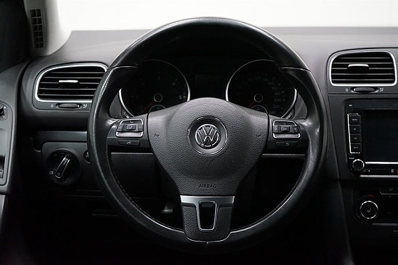 Volkswagen Golf VI 11 of 16