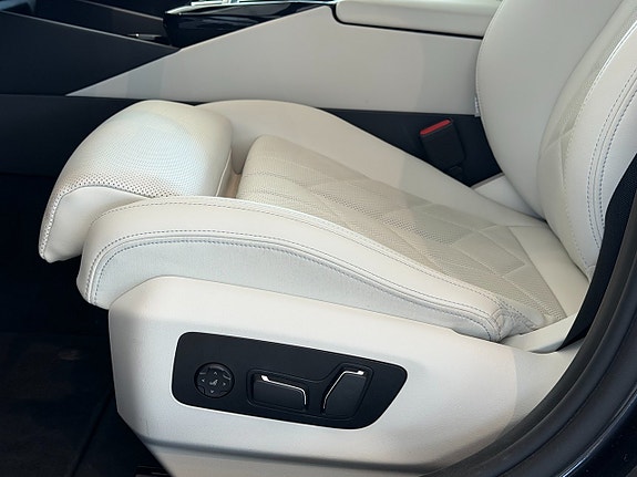 BMW i5 9 of 23
