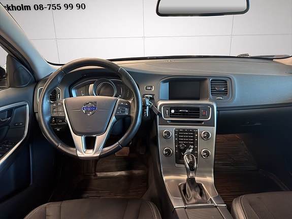 Volvo V60 Cross Country 14 of 24