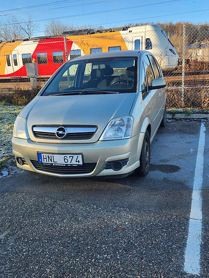 Opel Meriva 3 of 4