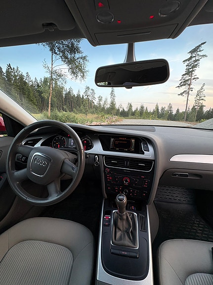 Audi A4 7 of 9