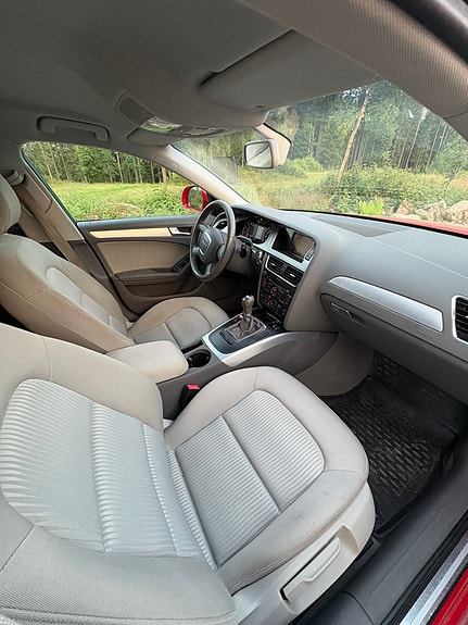 Audi A4 6 of 9