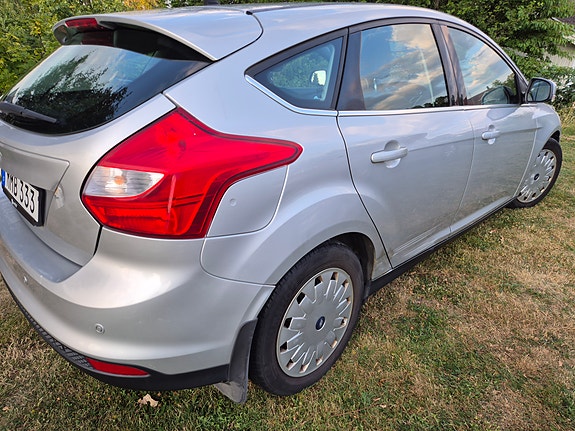 Ford Focus 3 of 5
