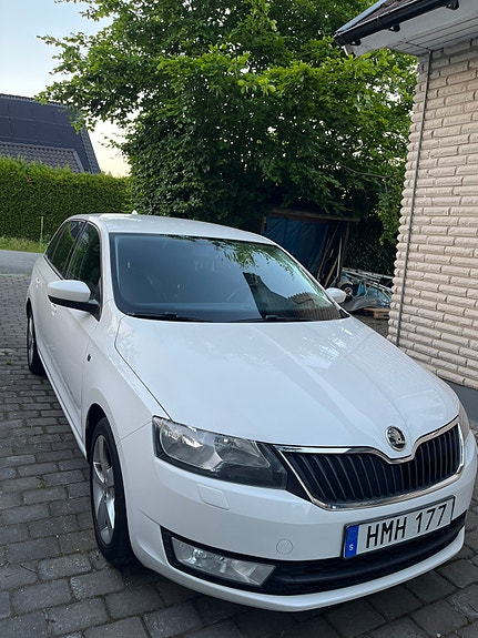 Skoda Rapid Spaceback 2 of 5