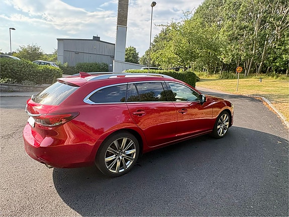 Mazda 6 3 of 5