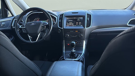 Ford S-MAX 10 of 12
