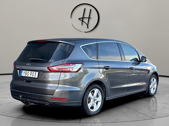Ford S-MAX 7 of 12