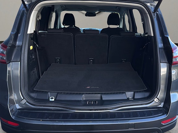Ford S-MAX 12 of 12