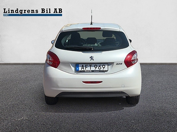 Peugeot 208 5 of 5