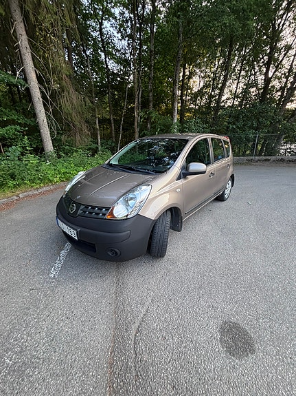 Nissan Note 3 of 5