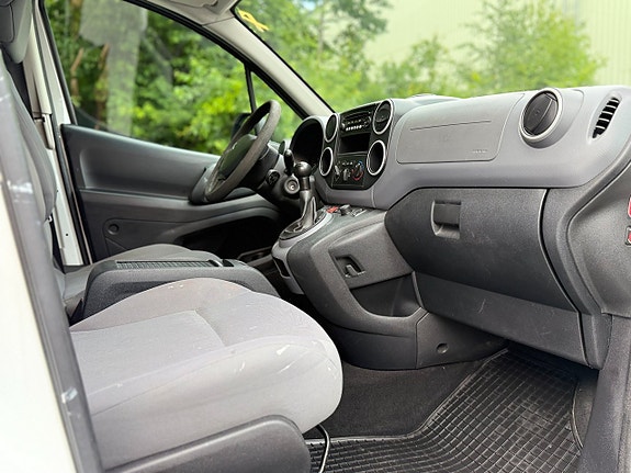 Peugeot Partner 9 of 9