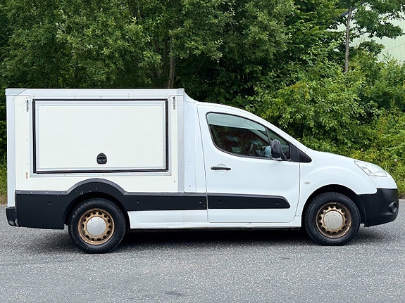 Peugeot Partner 2 of 5