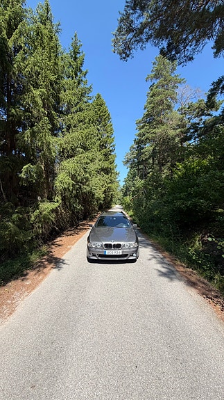 BMW 525i 19 of 30