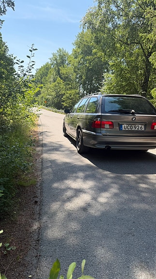 BMW 525i 7 of 30