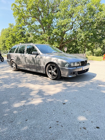 BMW 525i 23 of 30
