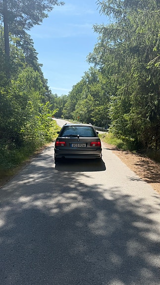 BMW 525i 21 of 30