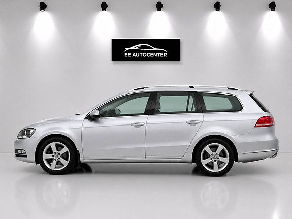 Volkswagen Passat 2 of 5