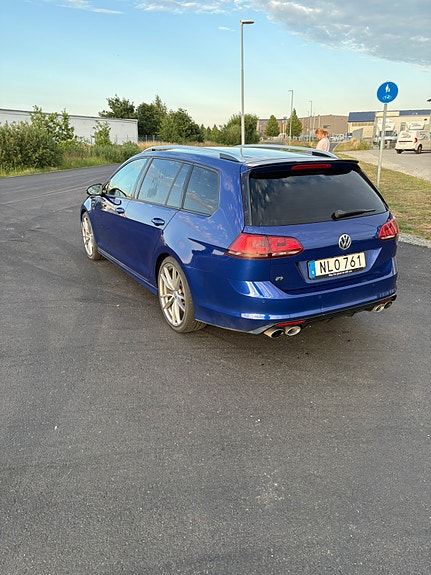 Volkswagen Golf VII 4 of 5