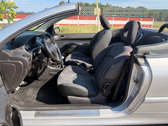 Peugeot 206 8 of 12