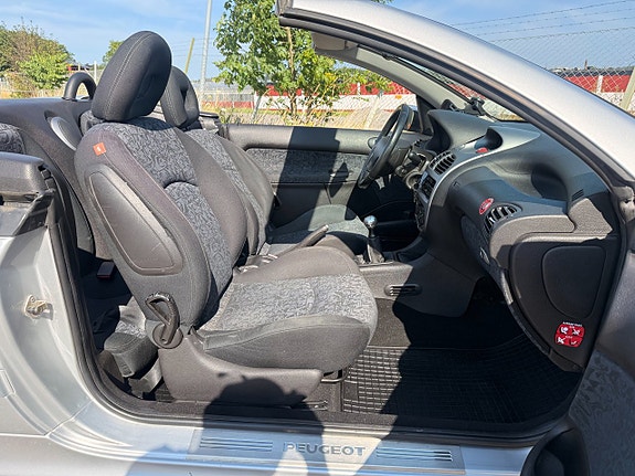 Peugeot 206 11 of 12