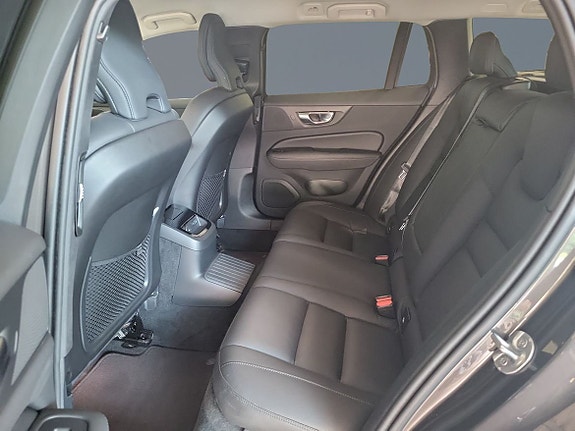 Volvo V60 8 of 9