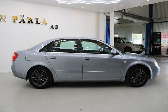 Audi A4 4 of 5