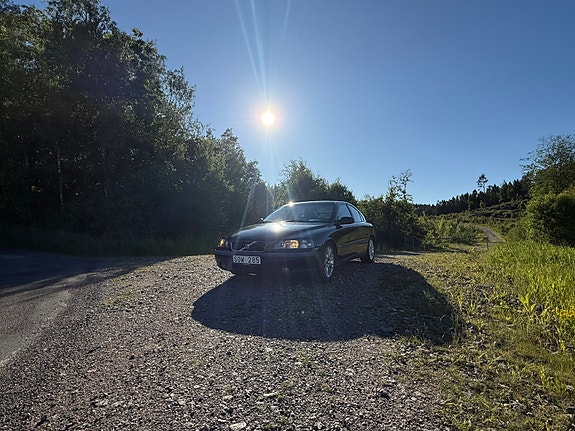 Volvo S60 2 of 18