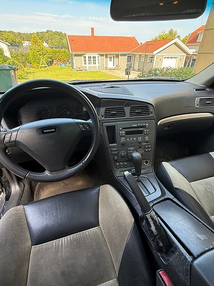 Volvo S60 15 of 18