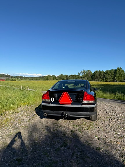 Volvo S60 9 of 18
